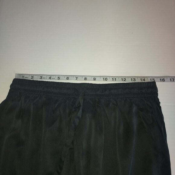 Quince Men's Washable Silk Black Pajama Short Pants Size Large - Picture 9 of 11